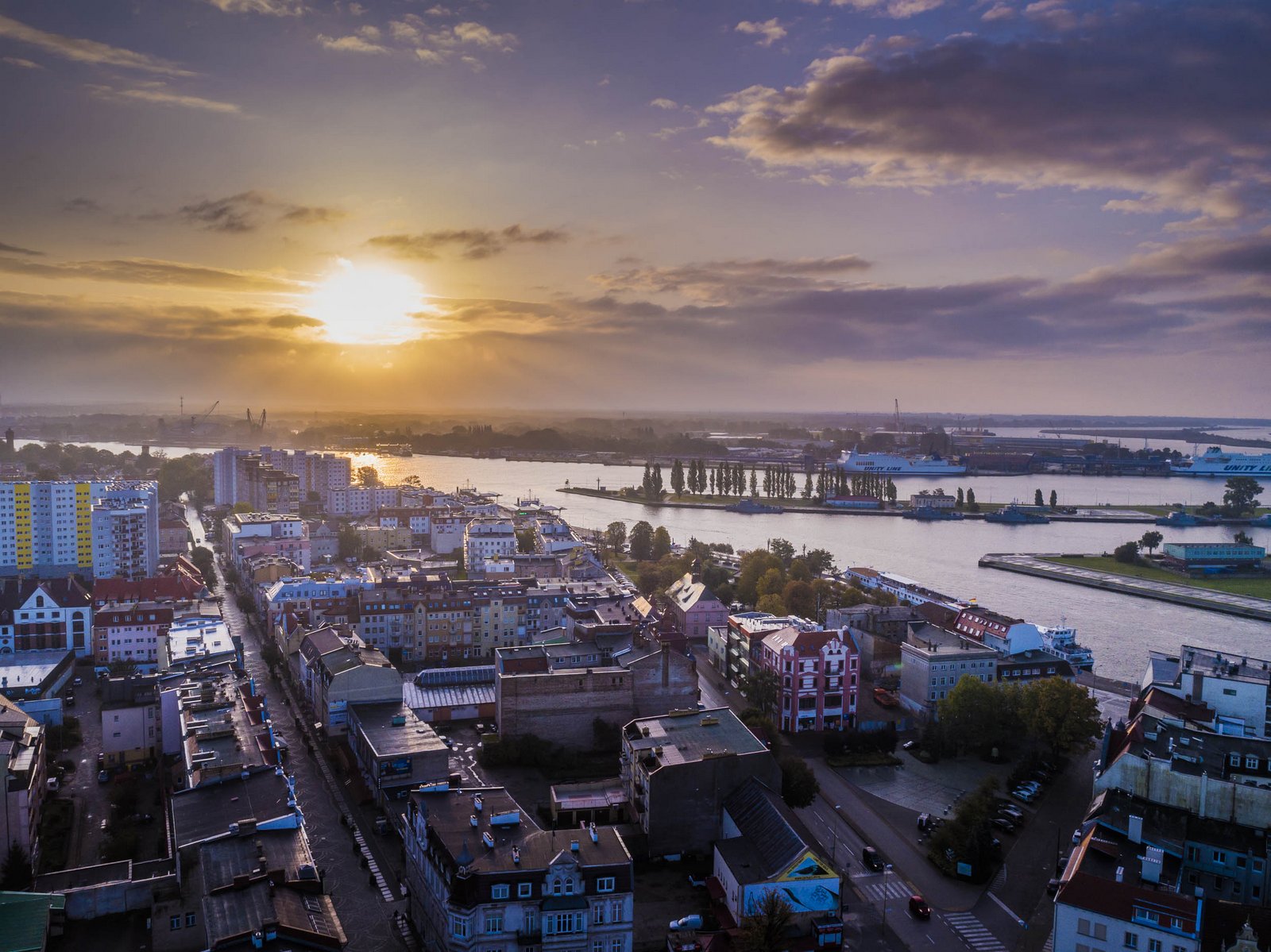 Dronowa fotografia dla projektów turystycznych w Łodzi.